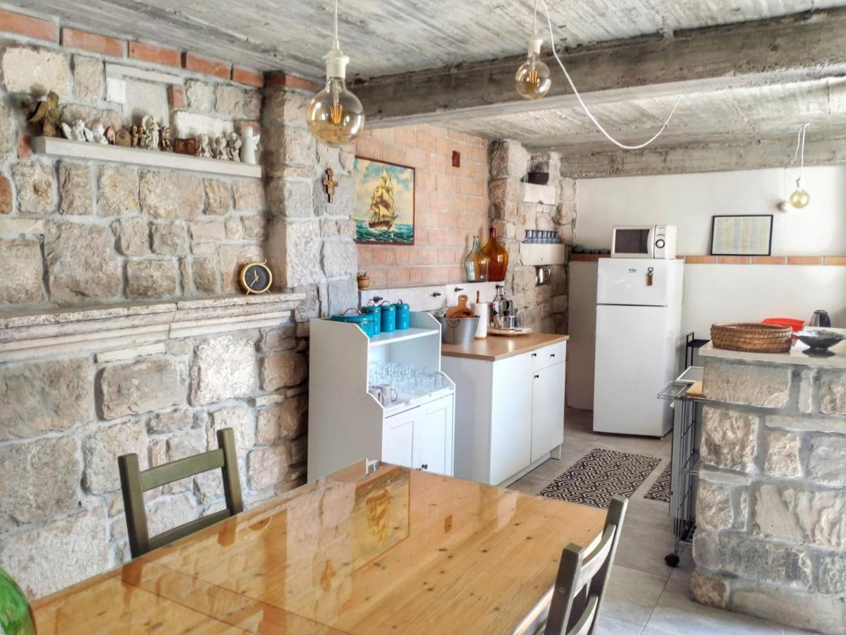 Minimalistic Oasis By The Sea In Stanici Villa Celina Exterior photo